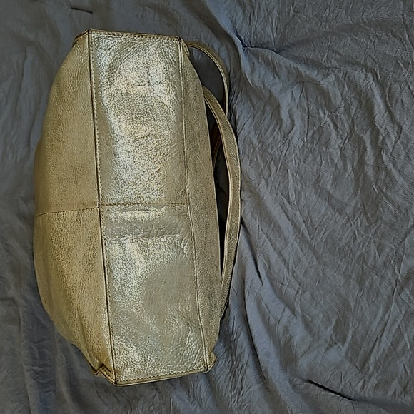 HOBO International Caliber in pearled silver metallic leather - Picture 14 of 16